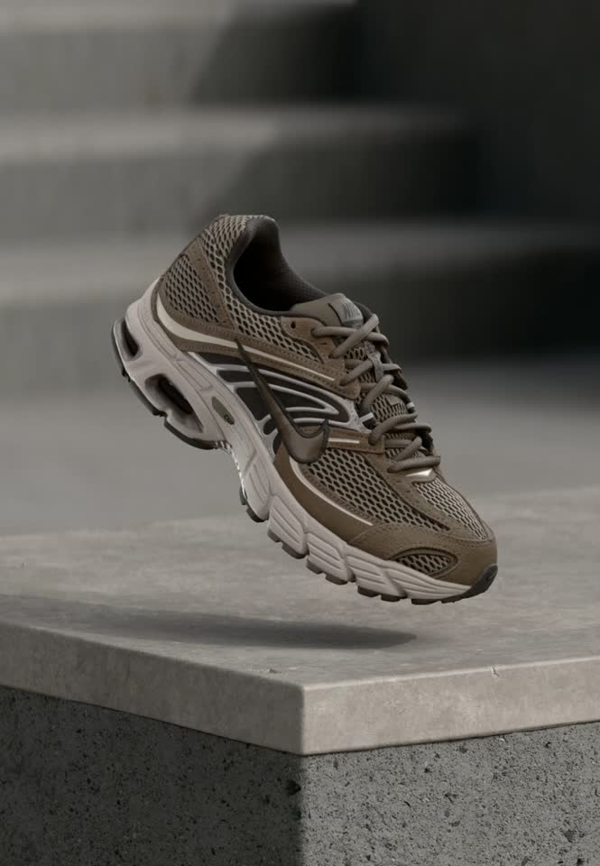 Nike Air Max Moto 2K - размер 46 EU