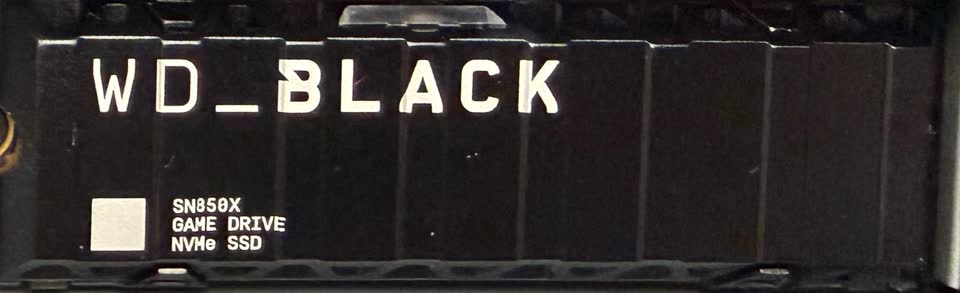 Продам SSD WD BLACK SN850X 2TB