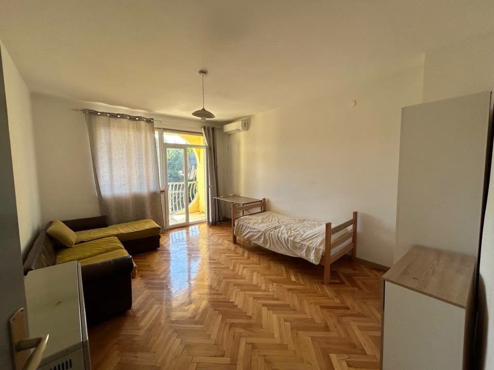 Сдам 1-комнатную квартиру в Аранджеловаце за 200 €