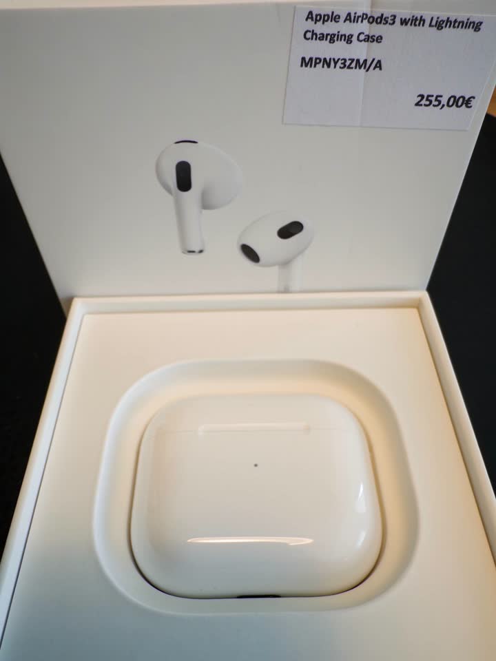 Apple AirPods 3
