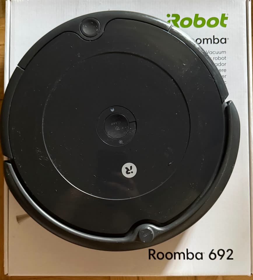 Robot usisivač iRobot Roomba 692