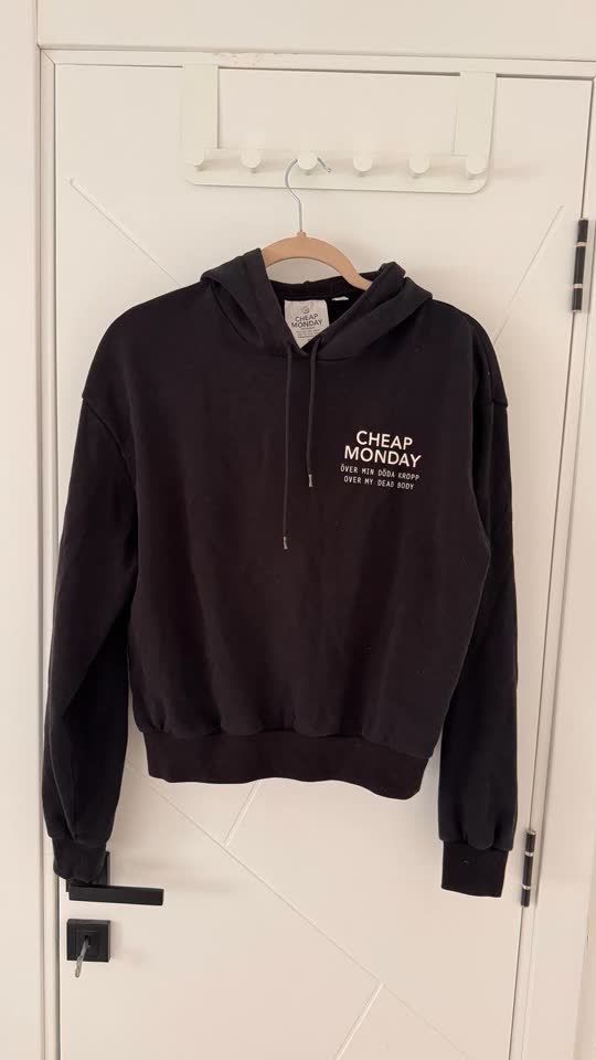 dukserica legendarnog Cheap Monday