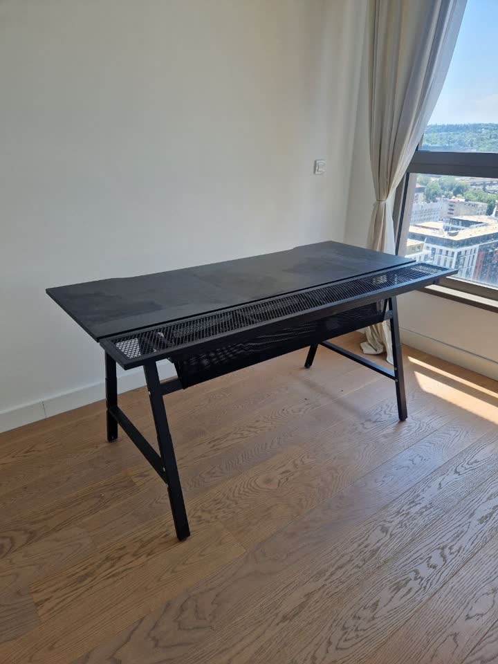 Ikea gejmerski / radni sto 160x120 cm