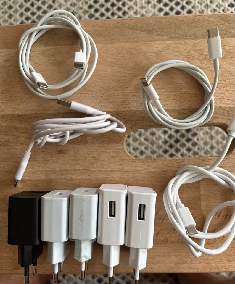 5 no-name USB adaptera i 4 kabla