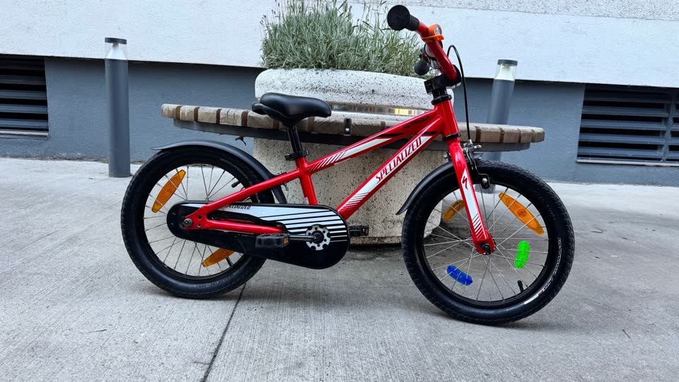 Super-bicikl Specialized HotRock 16''