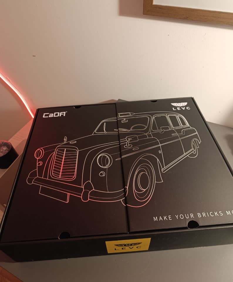 Prodajem CaDFI (analog Lego)