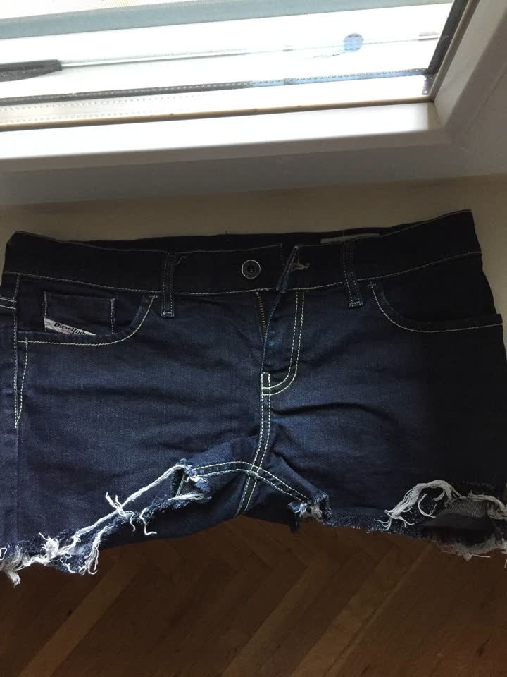 Kraći šorcevi Diesel, haljina, pantalone
