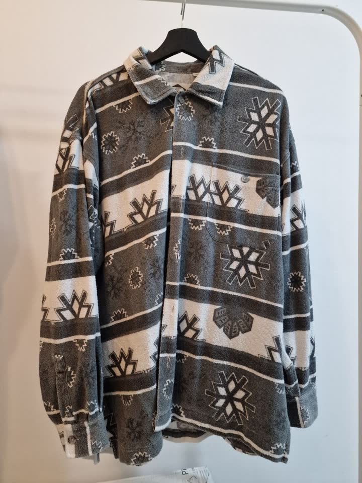 vintidž košulja