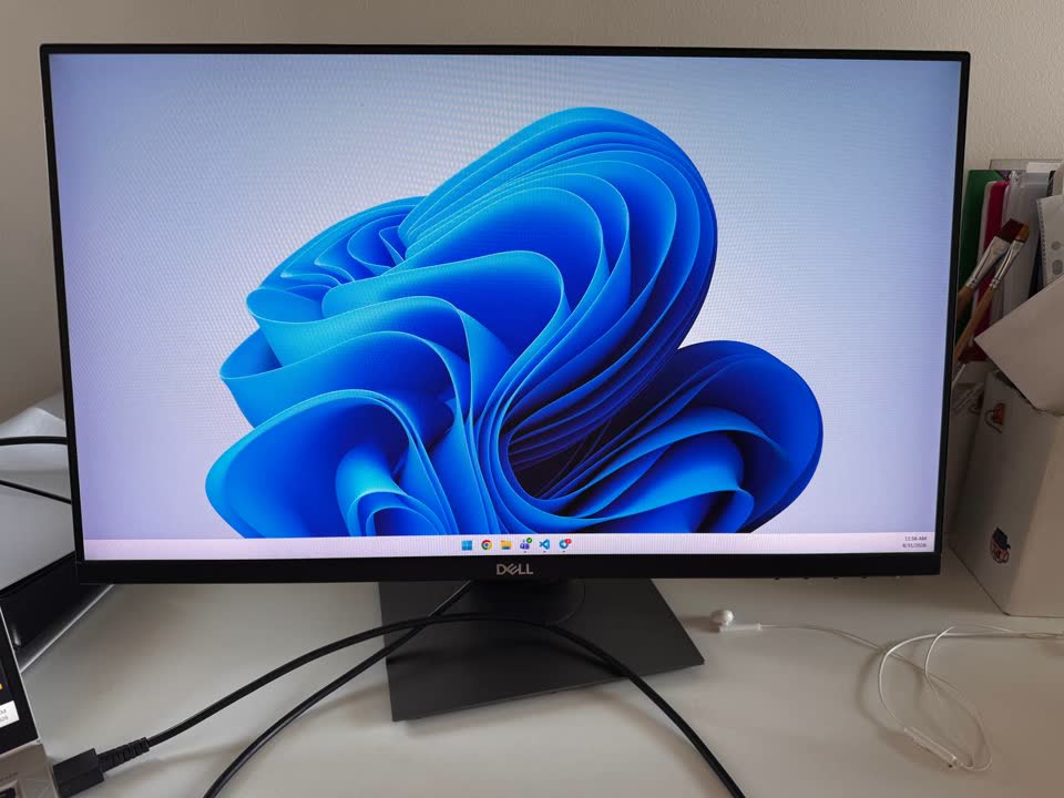 Prodajem monitor Dell P2319H