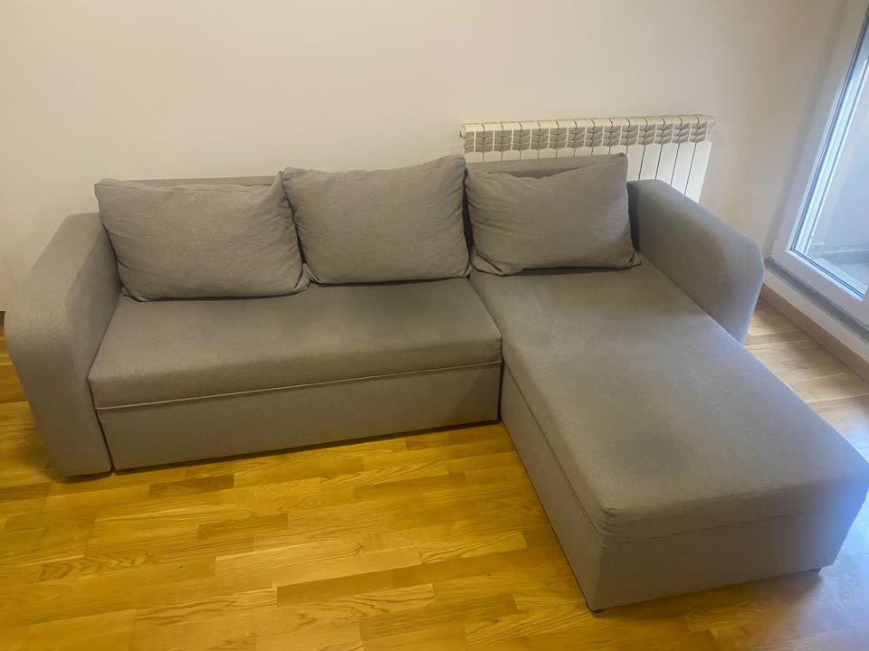 Продам угловой раскладной диван Springe