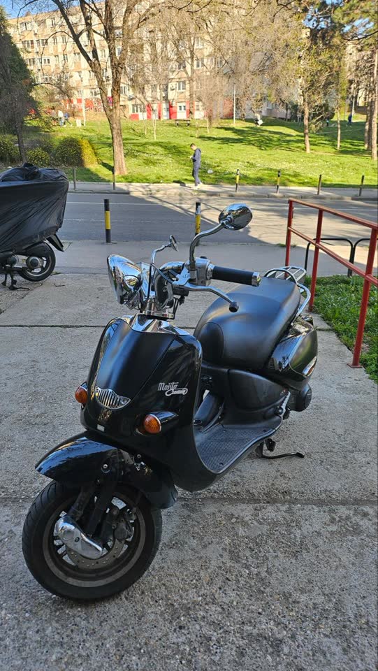 Aprilia Custom 125C