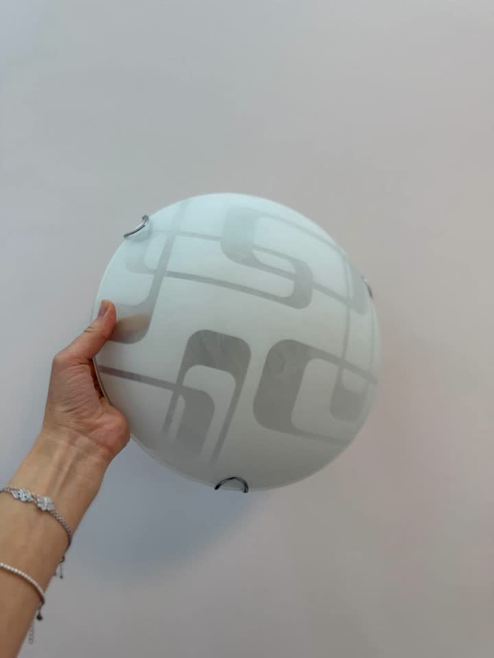 Светильник потолочный d30 см