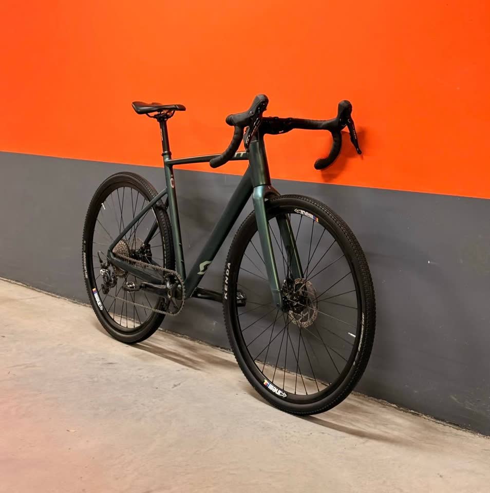 Scott Speedster Gravel 1x11, GRX + Shimano 105 bicikl