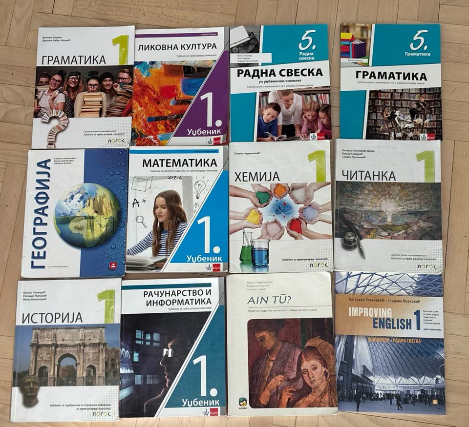 Udžbenici i sveske za školu