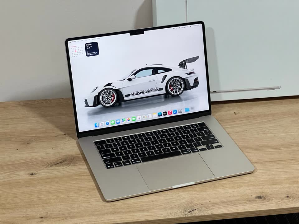 Apple MacBook Air 15" (2025) Starlight