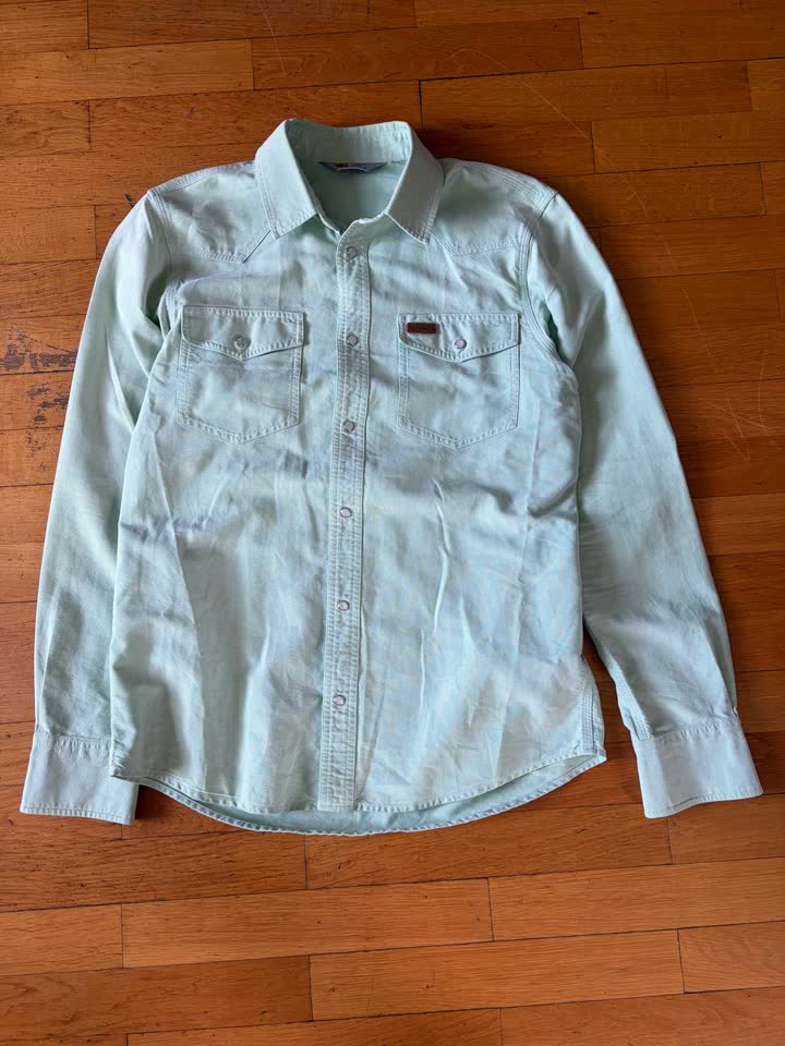 Carhartt M size