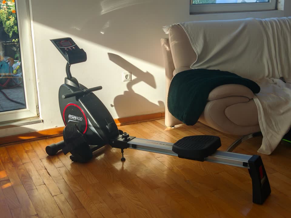 Magnetni veslački trenažer Sportstech RSX400