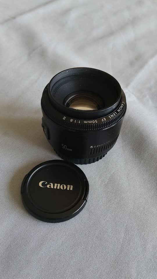 Canon 50mm f1.8 фикс объектив