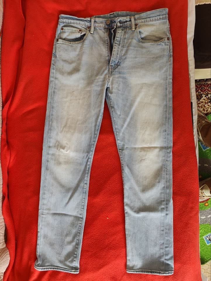 Продам оригинальные джинсы Levi's 522™