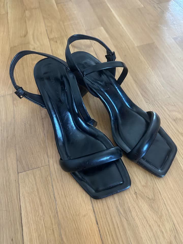 Босоножки Stradivarius, 39 размер