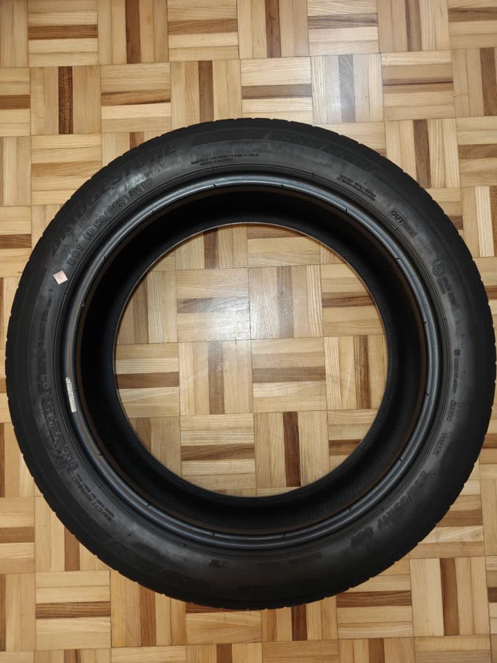 Комплект летних шин Bridgestone Turanza T001 205/50 R17