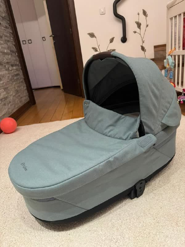 Лот Cybex