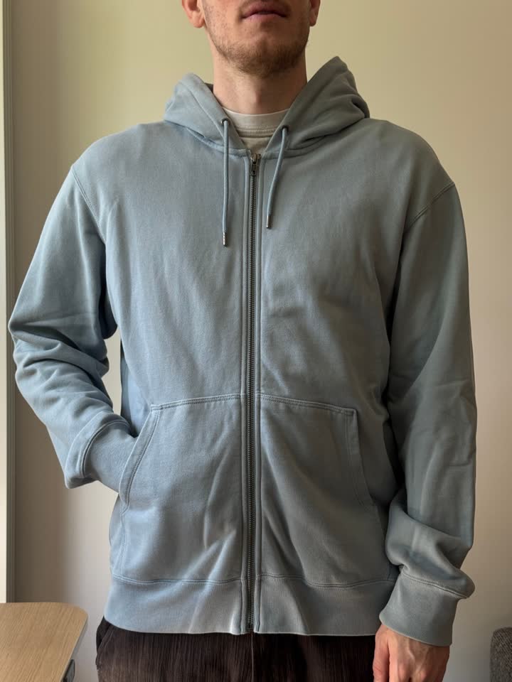 Hudi Uniqlo