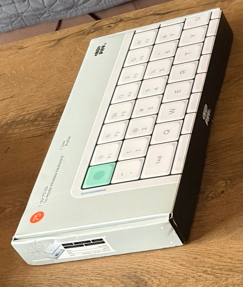Продам Nuphy Air75 v3 Nova White Blush Nano Switch