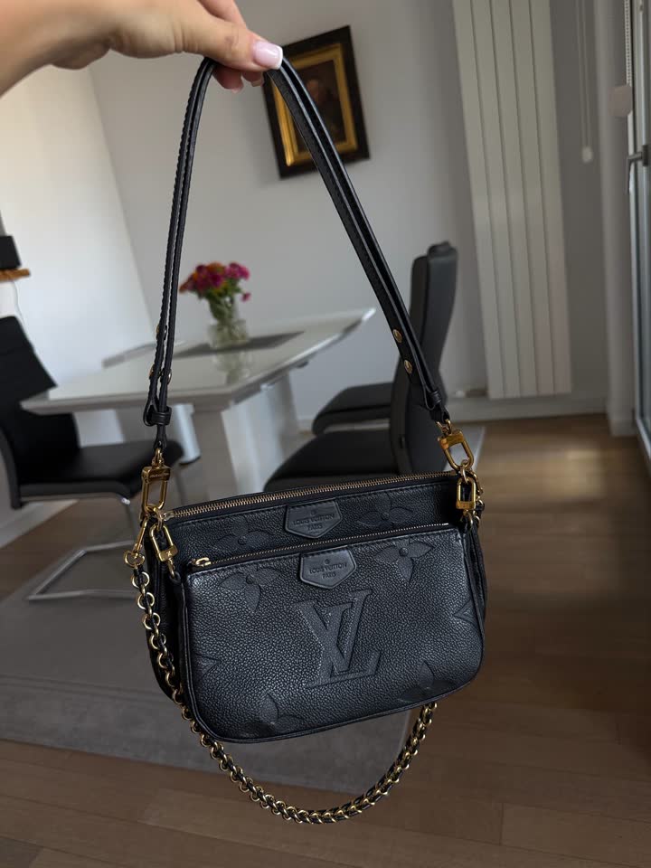 LOUIS VUITTON Multi Pochette Accessoires Monogram Empreinte