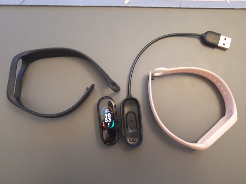Фитнес-браслет Mi Smart Band 4