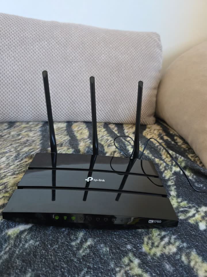 Dvogasni gigabitni ruter TP-Link Archer C7 (AC1750)