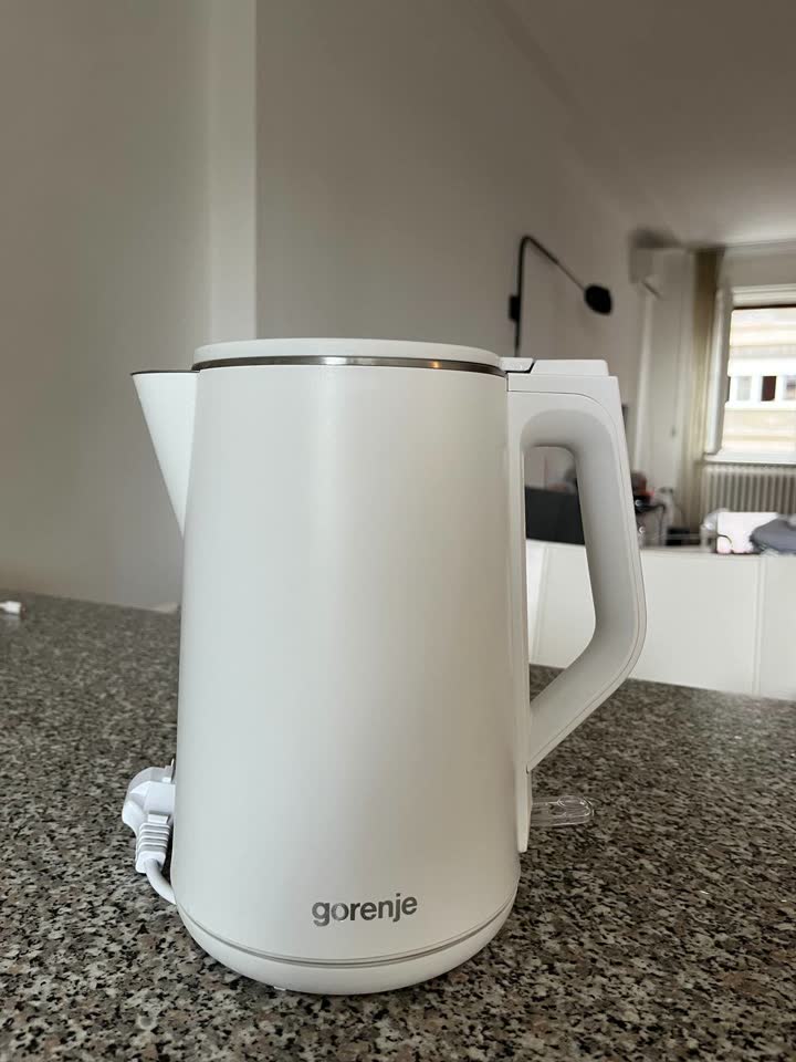 Električni čajnik gorenje K15DWW
