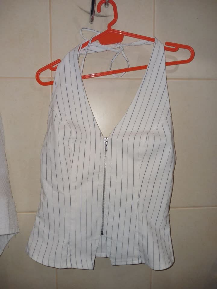 Top Stradivarius. Novo!