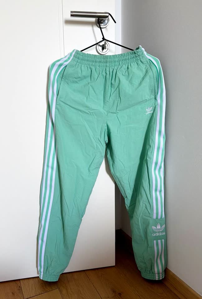 Adidas Originals мятные штанцы XS