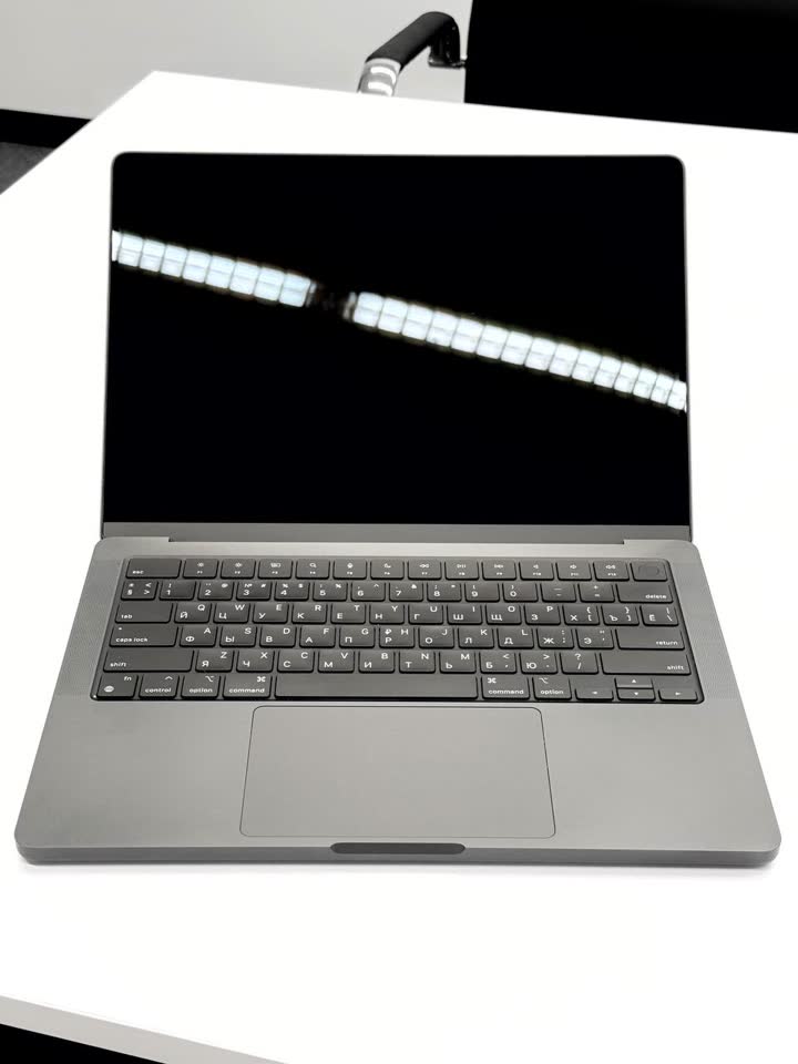 Prodaje se 14" MacBook Pro M4Pro MX2F3LL/A, 24Gb/1Tb