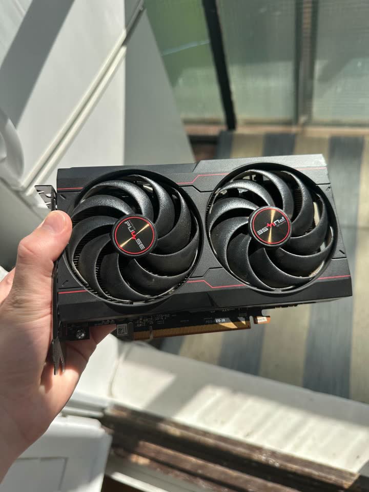 Продаю видеокарту RX 6600 PULSE.