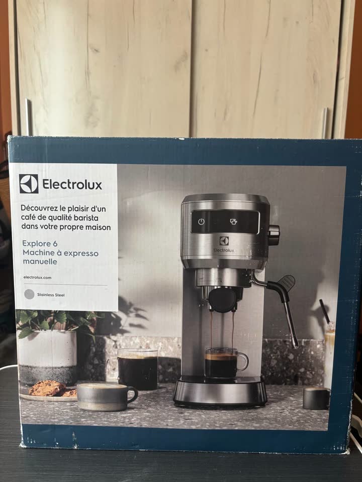 Кофемашина Electrolux Explore 6