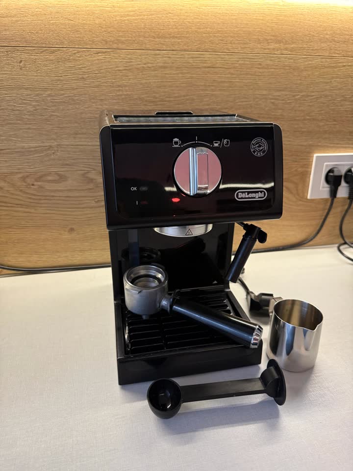 Кофемашина Delonghi ECP31.21