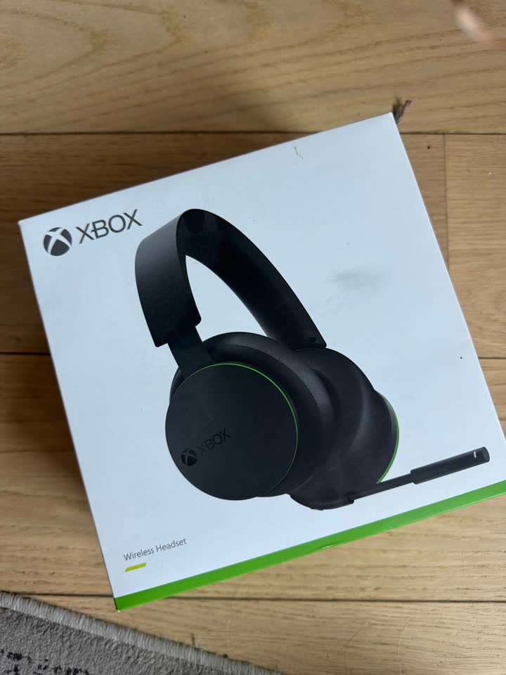 Xbox Wireless Headset — gotovo nije korišćen