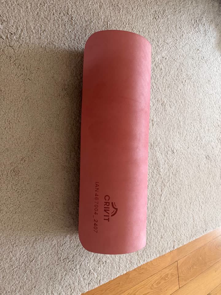 Prodajem prostirku za jogu