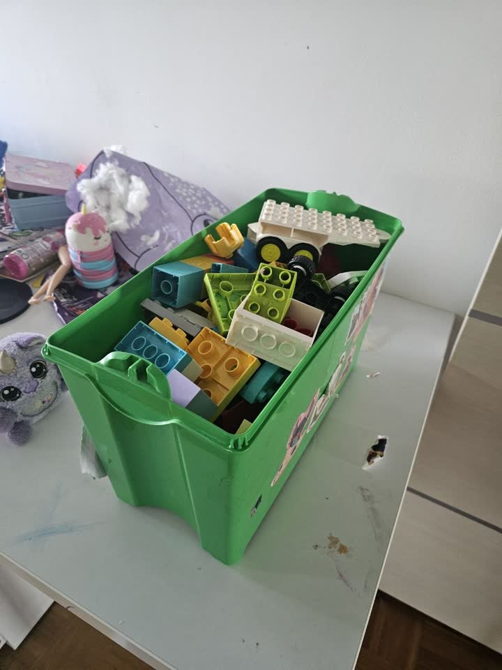 Продам коробку лего дупло