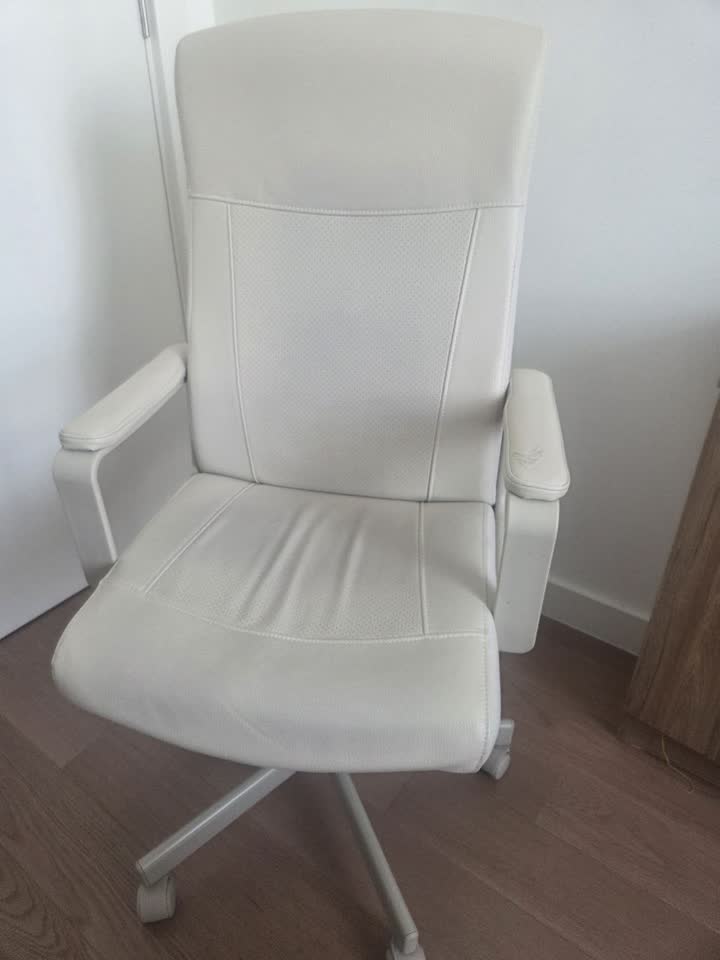 Кресло IKEA MILLBERGET