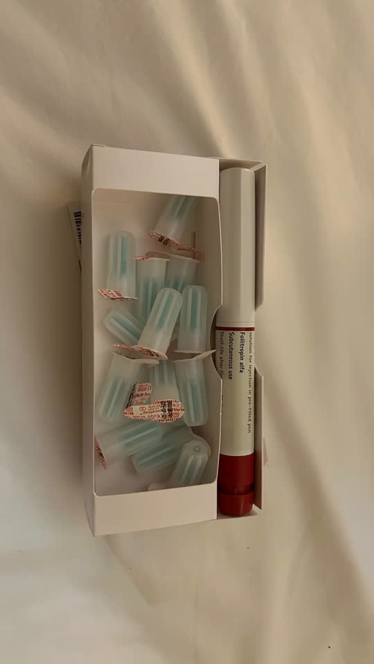 Poklanjam jednokratne igle za pen injekciju