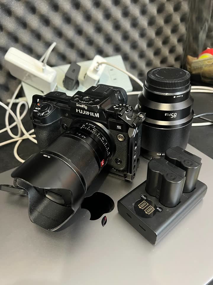 Комплект Fujifilm X-H2S с объективами и аксессуарами
