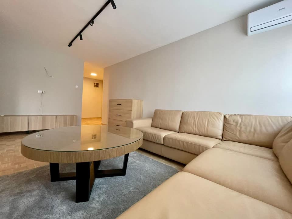 Iznajmljujem stan u Beogradu, Novi Beograd, blok 30, 70 m²