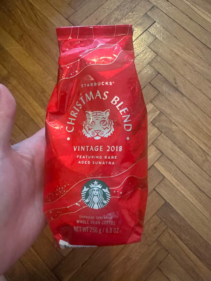 Starbucks Christmas Blend Vintage 2018 — редкая коллекционная запечатанная пачка кофе