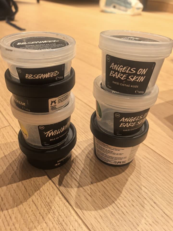 7 баночек Lush