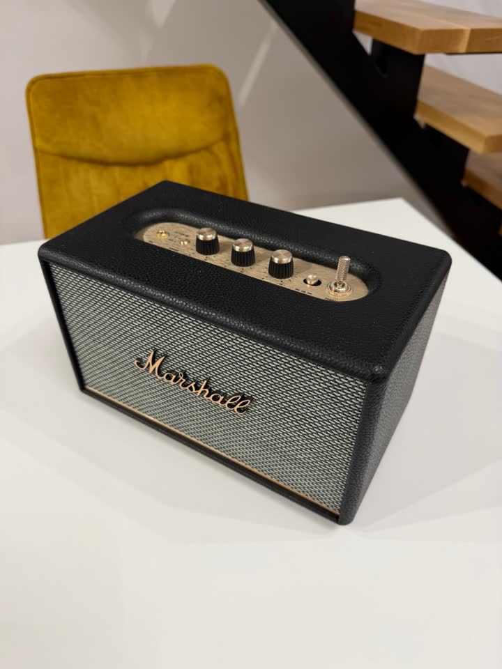 Продам bluetooth колонку Marshall Acton III
