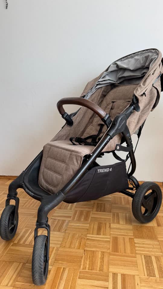Prodajemo kolica Valco Baby Snap 4 Trend