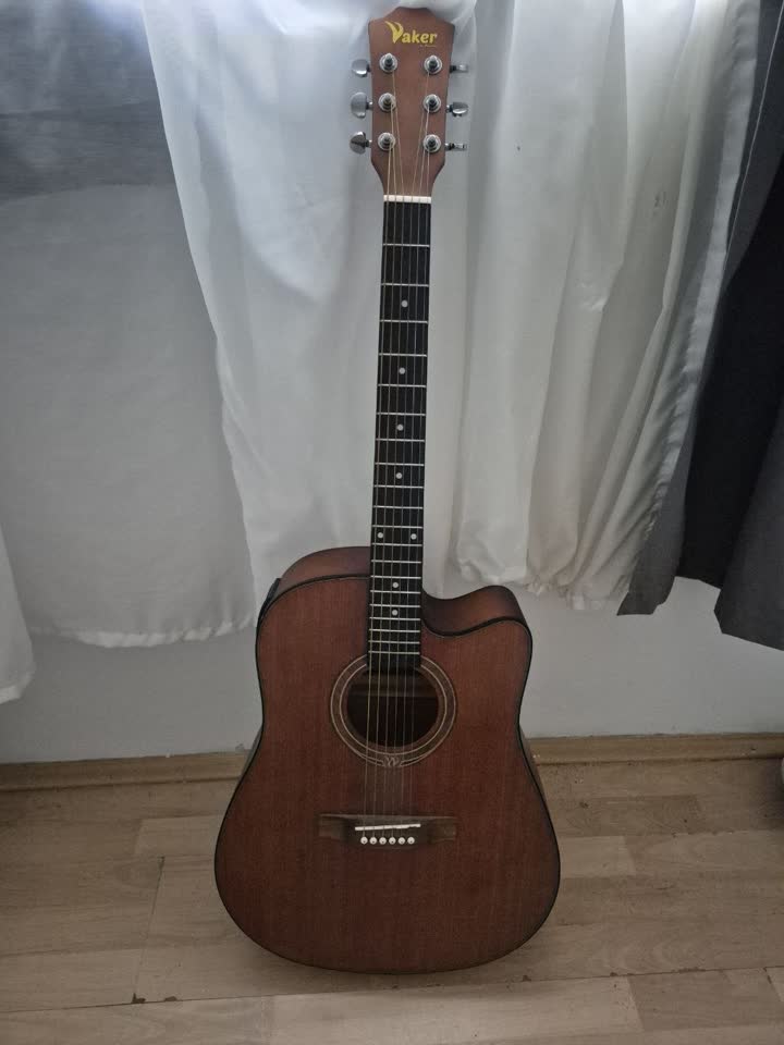 Prodajem gitaru Vaker VD11CE-MH acoustic-electric